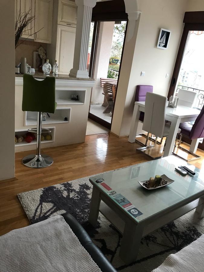 Apartment Stella Di Cattaro Bagian luar foto